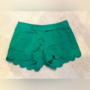 J by J Crew Green Scalloped Hem Women Shorts. Size 6